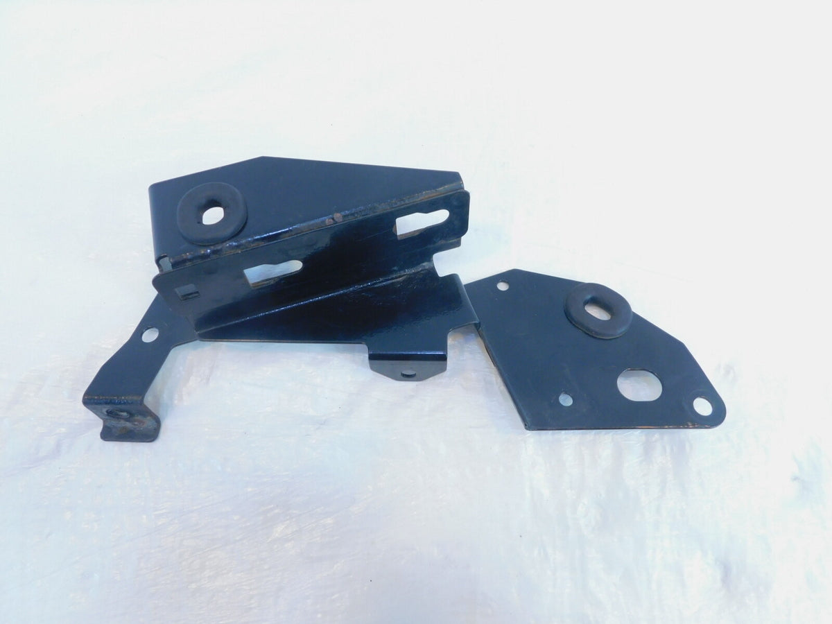 2006 Victory Hammer Kingpin Jackpot Vegas Right Hand Side Cover Mount Bracket - C3 Cycle