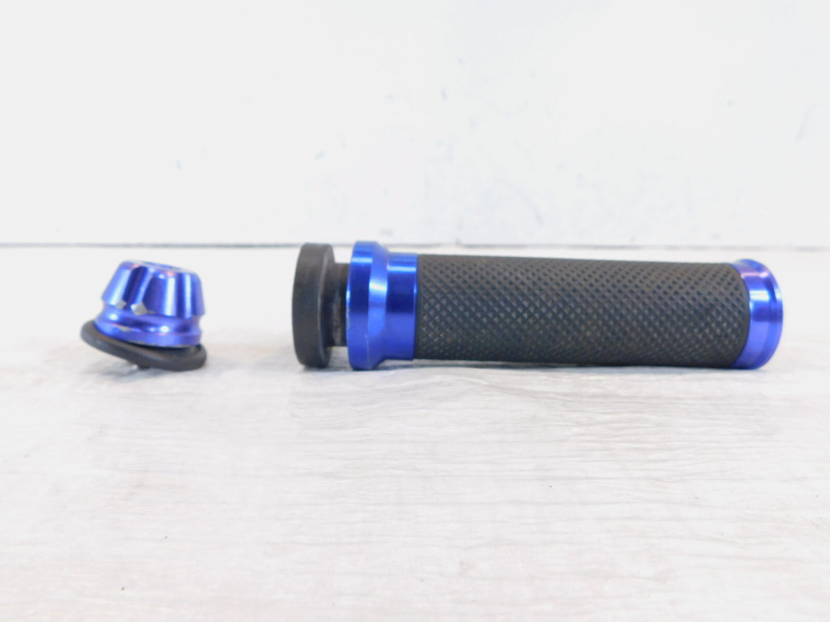 2000-2005 Kawasaki ZR-750 ZR-7S Right Side Handlebar Acceleration Throttle Grip - C3 Cycle