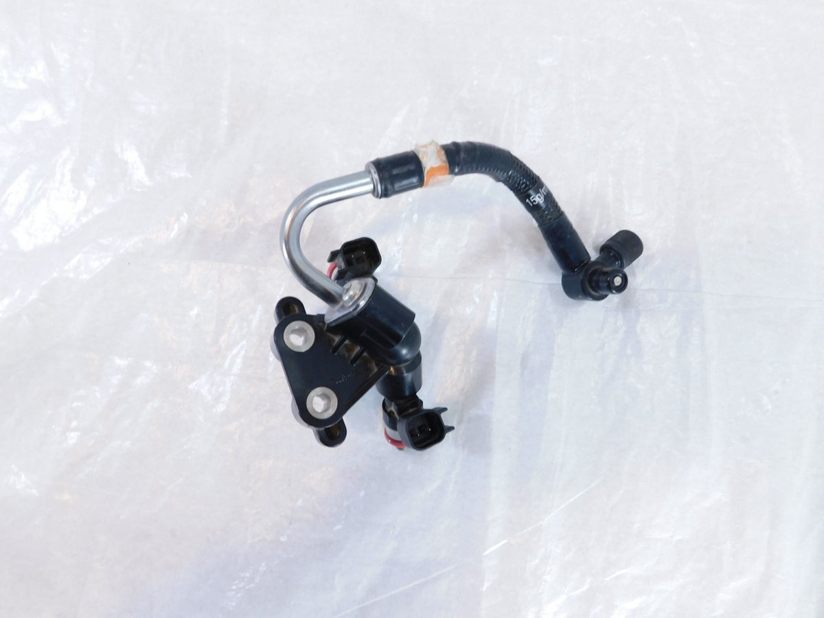 Harley Davidson Softail Heritage Milwaukee 8 Gas Tank Fuel Rail w/ Fuel Line - C3 Cycle