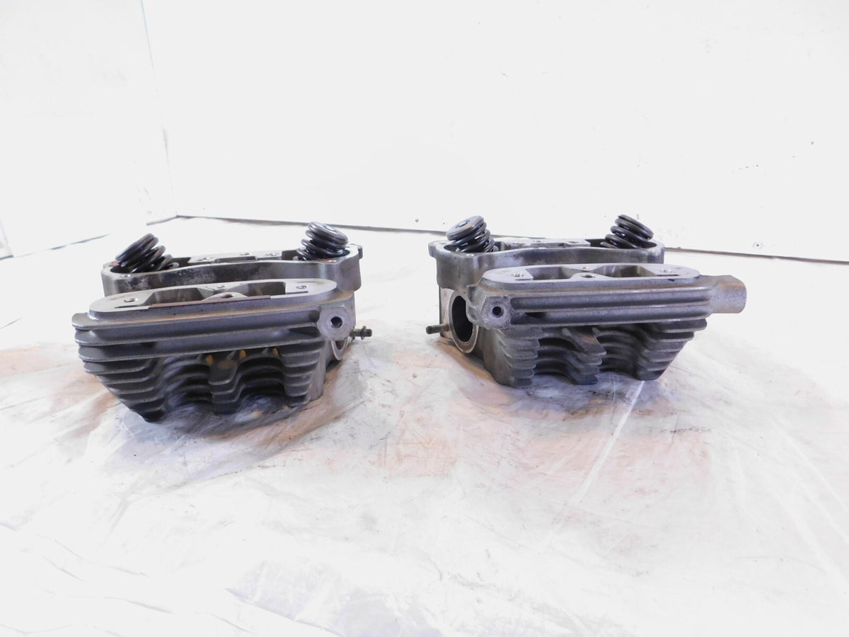 Harley Davidson Sportster 883 Cylinder Heads w/ Valves 16662-86B & 16663-86B
