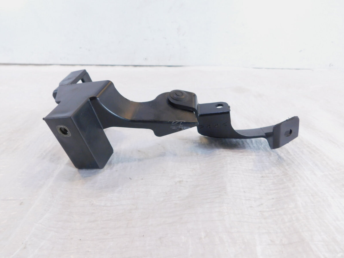 2004-2009 Yamaha FZ6 FZ6S FZS6 Left Fairing Cowl Battery Box Bracket Trim Cover - C3 Cycle