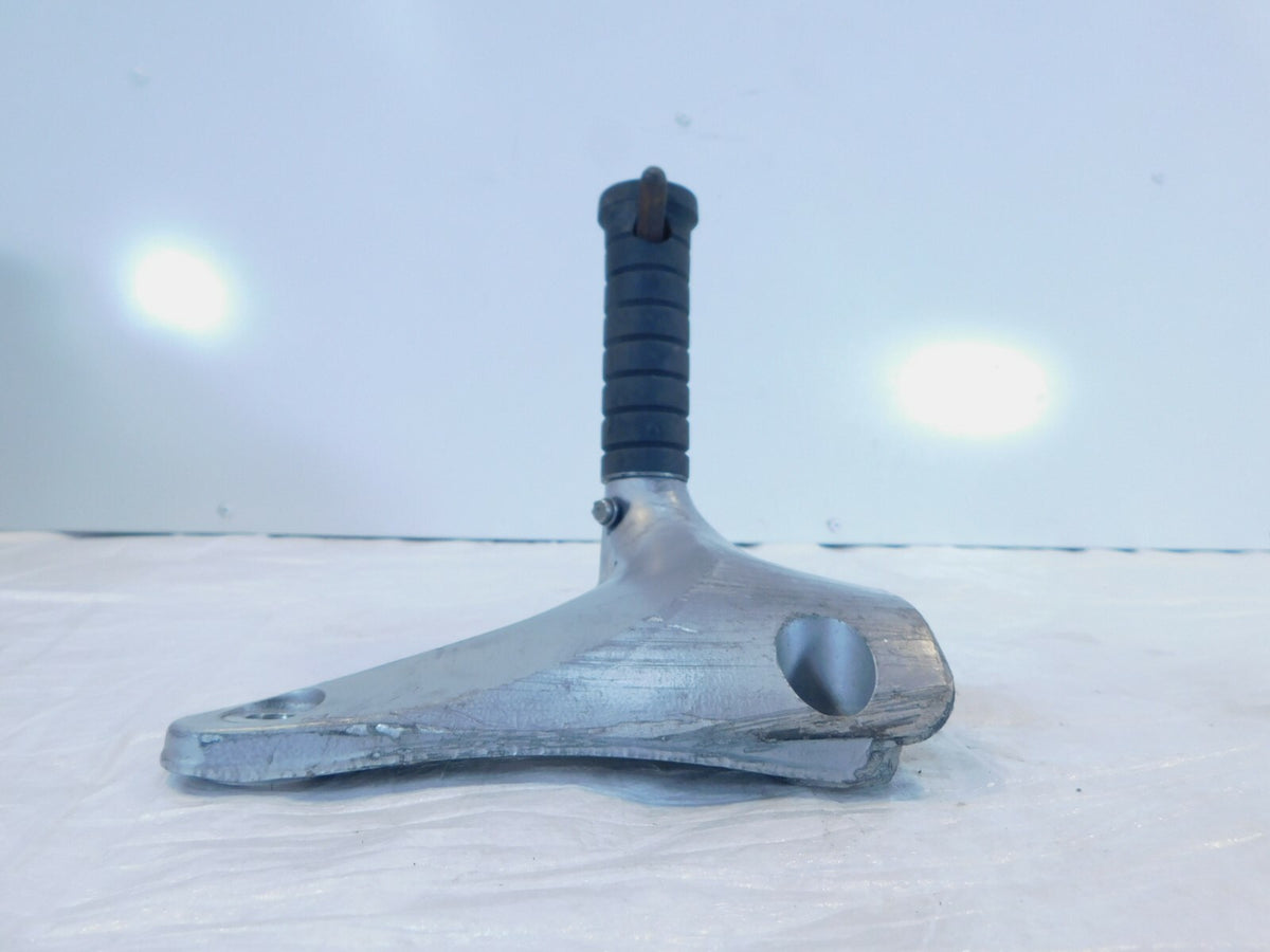 2006 06 Victory Vegas Jackpot Right Footpeg Footrest & Brake Pedal Mount Bracket - C3 Cycle