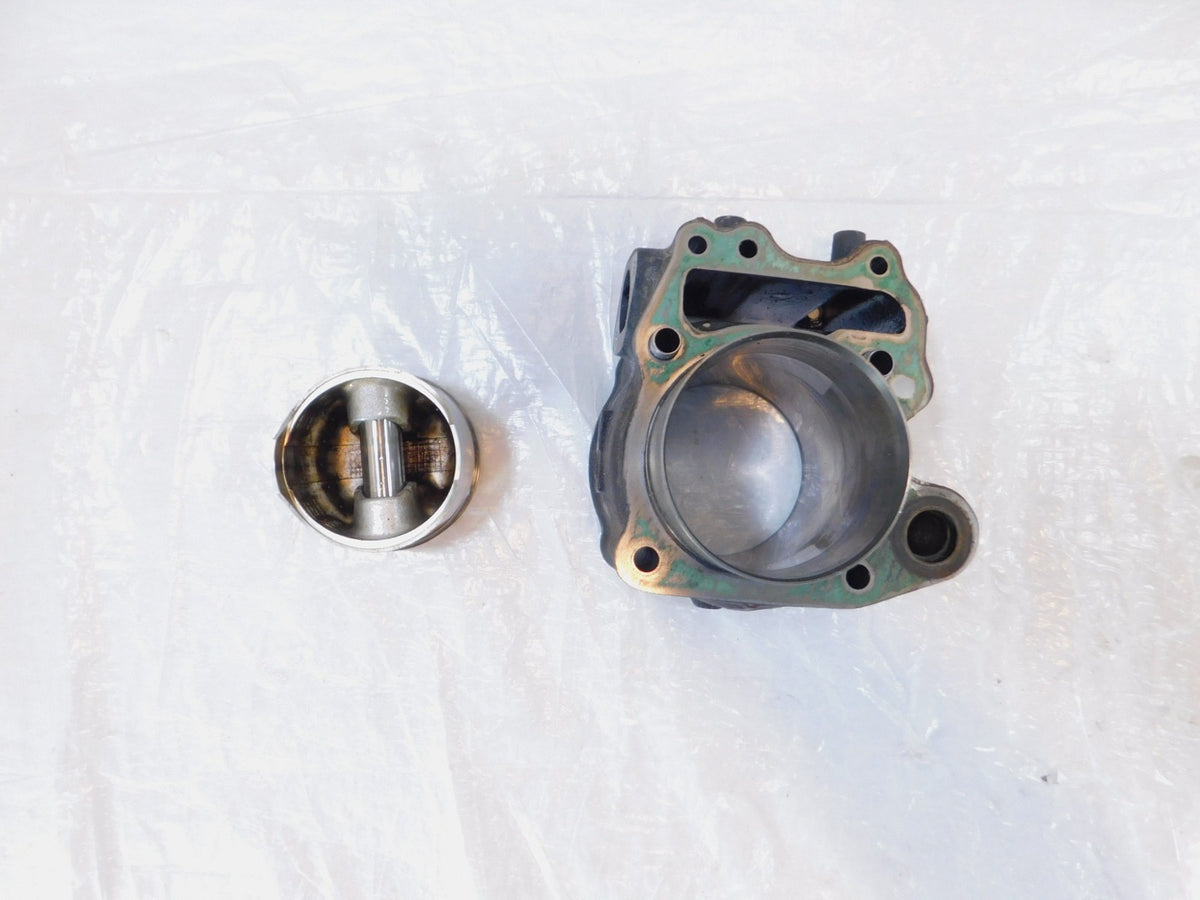 01-2007 Honda NSS250 Reflex Sport 250 Engine Motor Cylinder Jug Barrel & Piston
