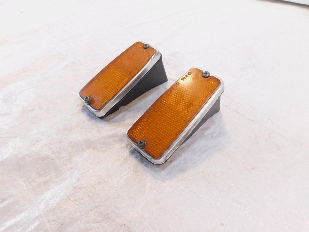 1982 82 Yamaha XJ750 Maxim 750 Front Left/Right Side Frame Orange Reflectors - C3 Cycle