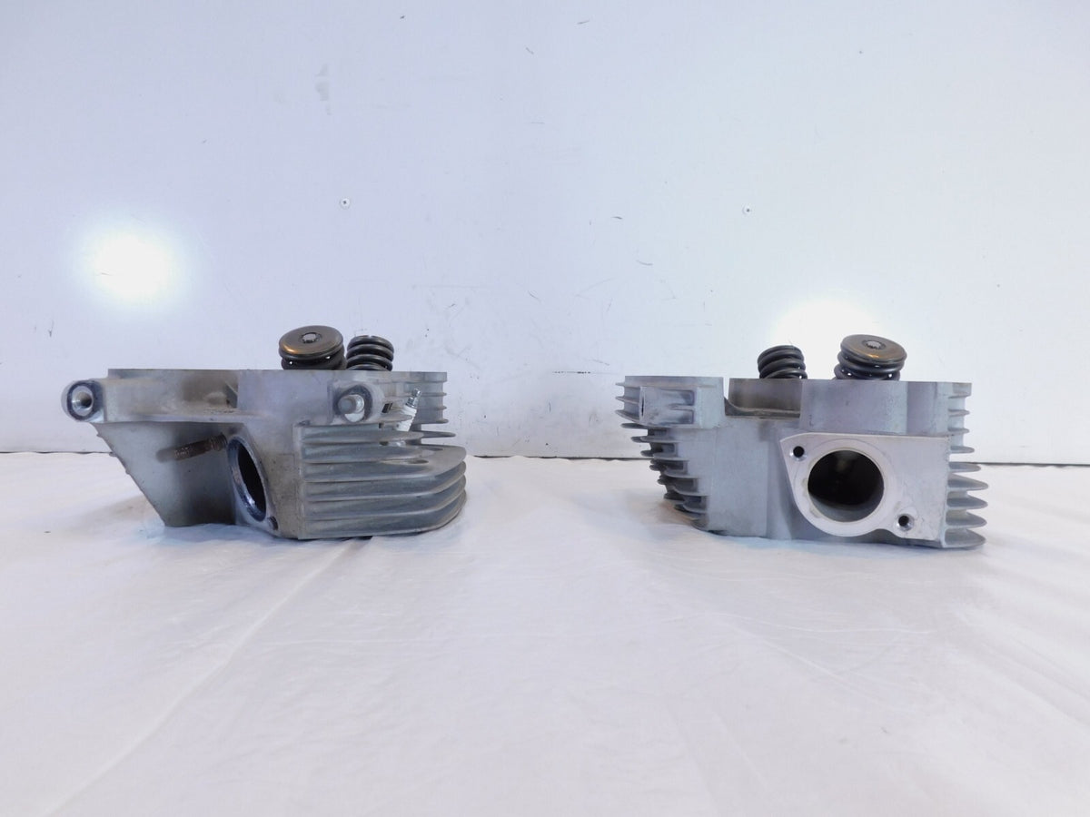 Harley Davidson Sportster 883 Engine Motor Cylinder Heads Springs & Valves - C3 Cycle