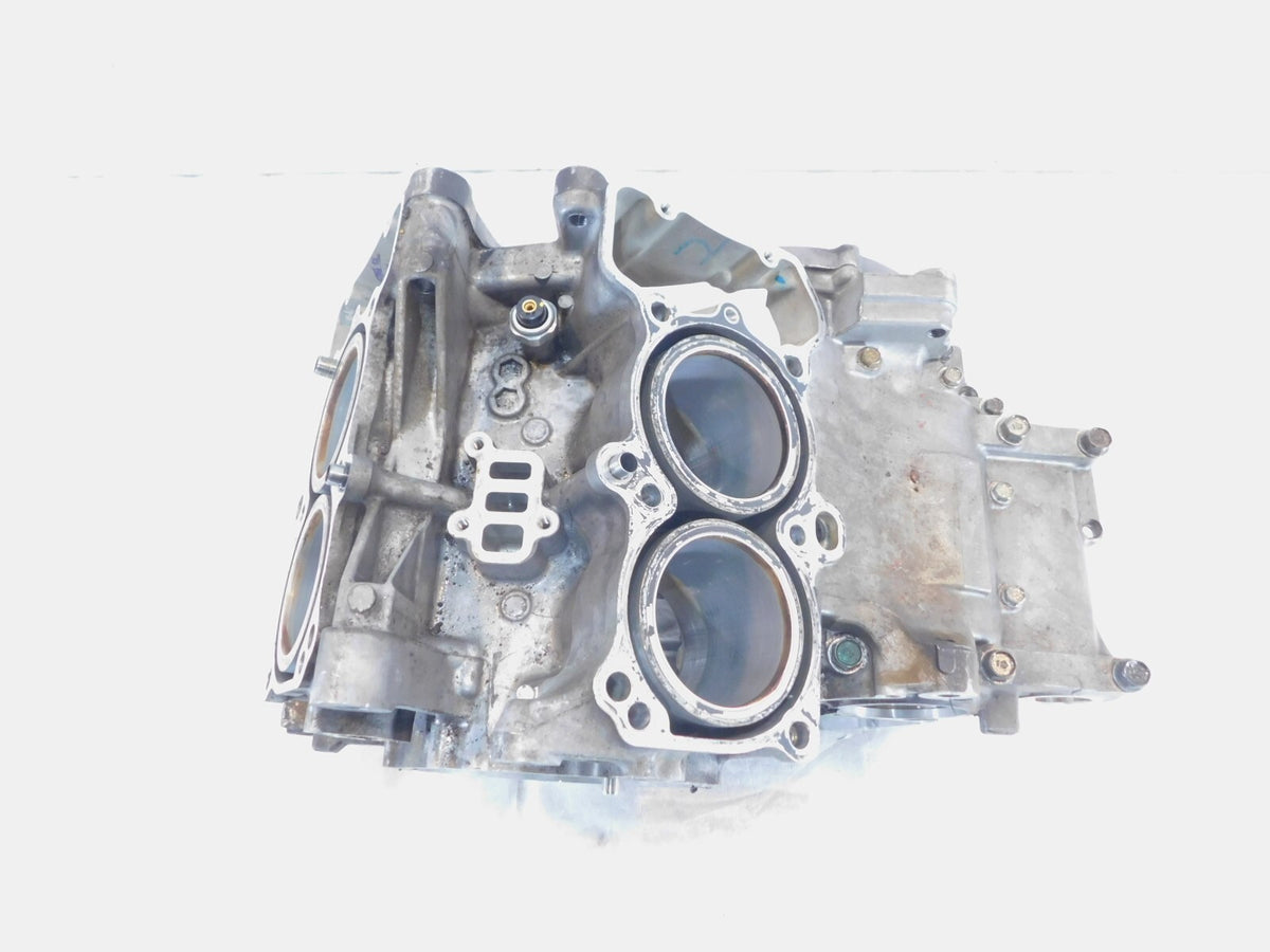 2005-2009 Honda Interceptor 800 VFR800 Engine Motor Crankcase Crank Case
