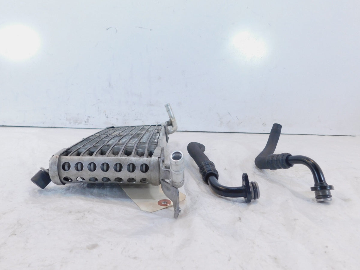 BMW S1000R S1000RR S1000XR & HP4 Engine Motor Cooling Oil Cooler w/ Pipe Lines - C3 Cycle