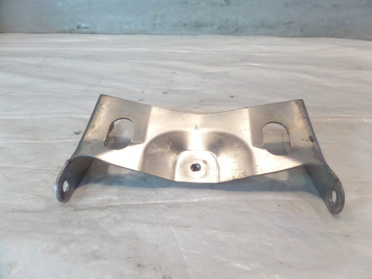 Suzuki GSX-R600 GSX-R750 GSX-R1000 Rear Back Seat Rail Connector Bracket