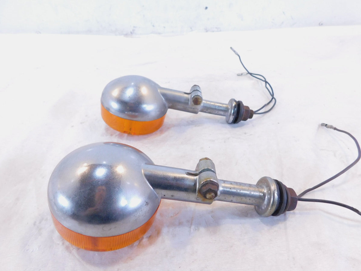 1981-1983 Yamaha Virago 750 XV750 Front Left/Right Turn Signal Indicator Lights
