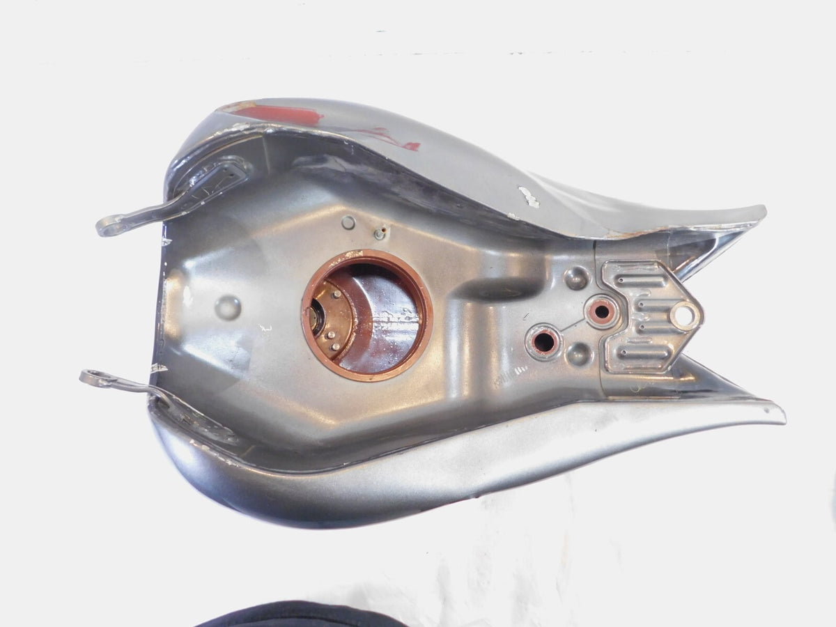 2004-2005 04-05 Victory Hammer & Kingpin Petrol Gas Fuel Tank Reservoir Cell - C3 Cycle