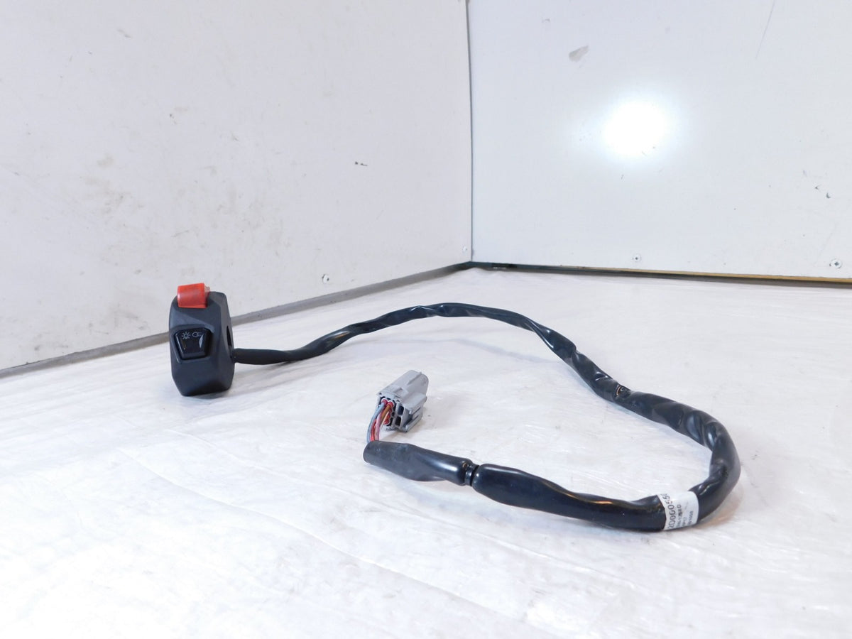 Aprilia RS660 Extrema & Tuono 660 1100 Front Right Handlebar Control Switches - C3 Cycle