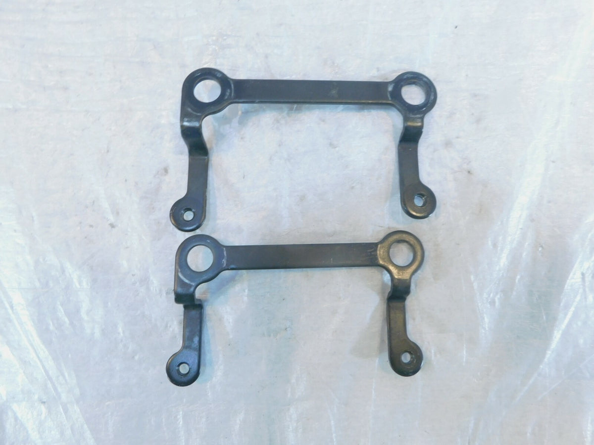Yamaha V-Star 1100 Classic Custom Silverado Engine Cylinder Head Cover Brackets