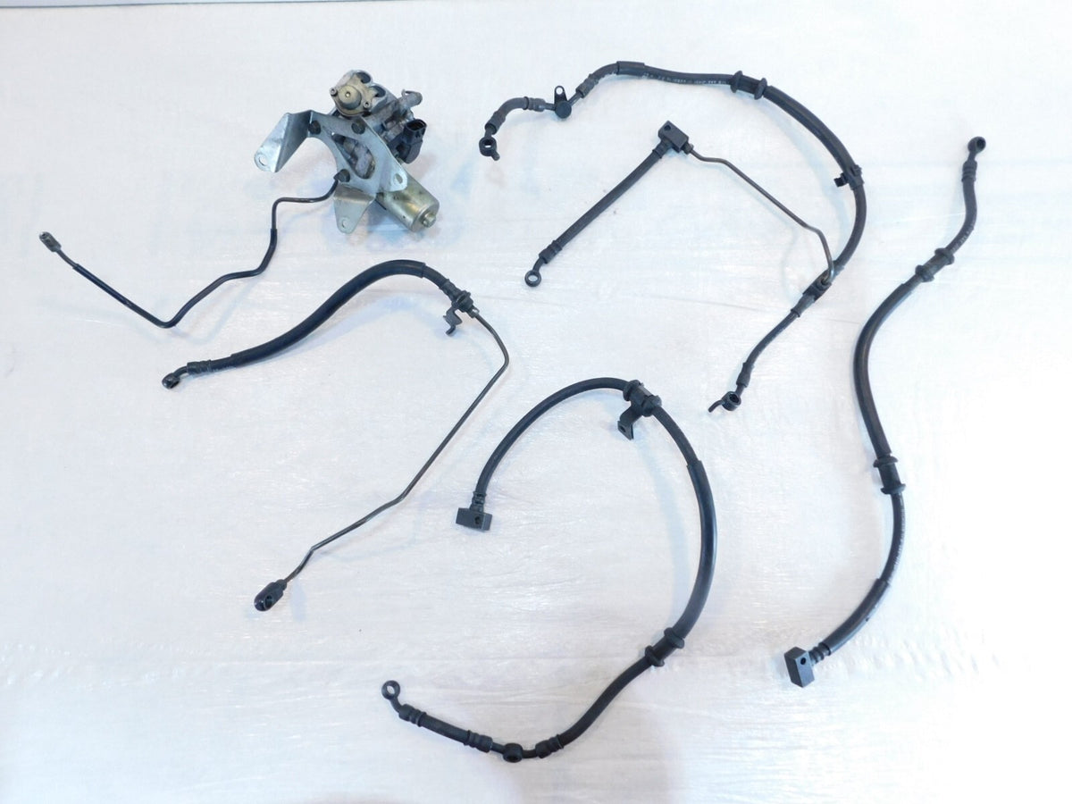 02-09 Honda VFR800A Interceptor 800 Front ABS Brake Modulator Pump & Hose Lines - C3 Cycle