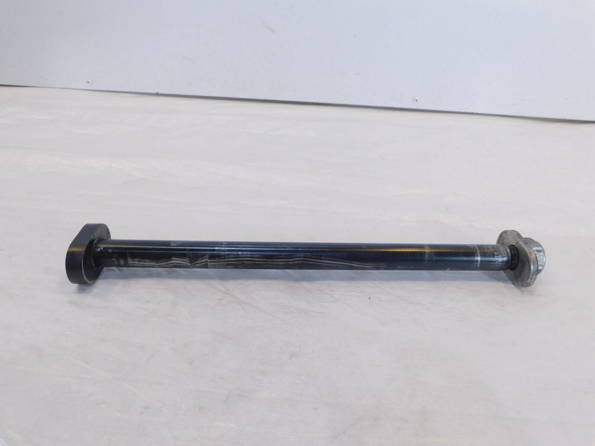 Indian Chief Chieftain Roadmaster & Springfield Rear Wheel Axle Bolt w/ Nut