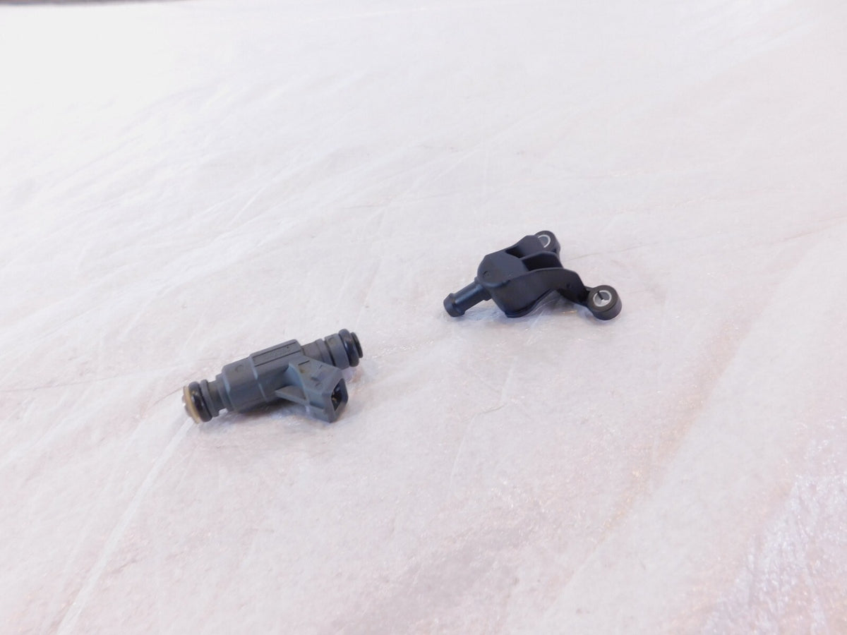 1999-2003 BMW F650GS Dakar F650CS Throttle Body Fuel Injector Jet & Holder Stay - C3 Cycle