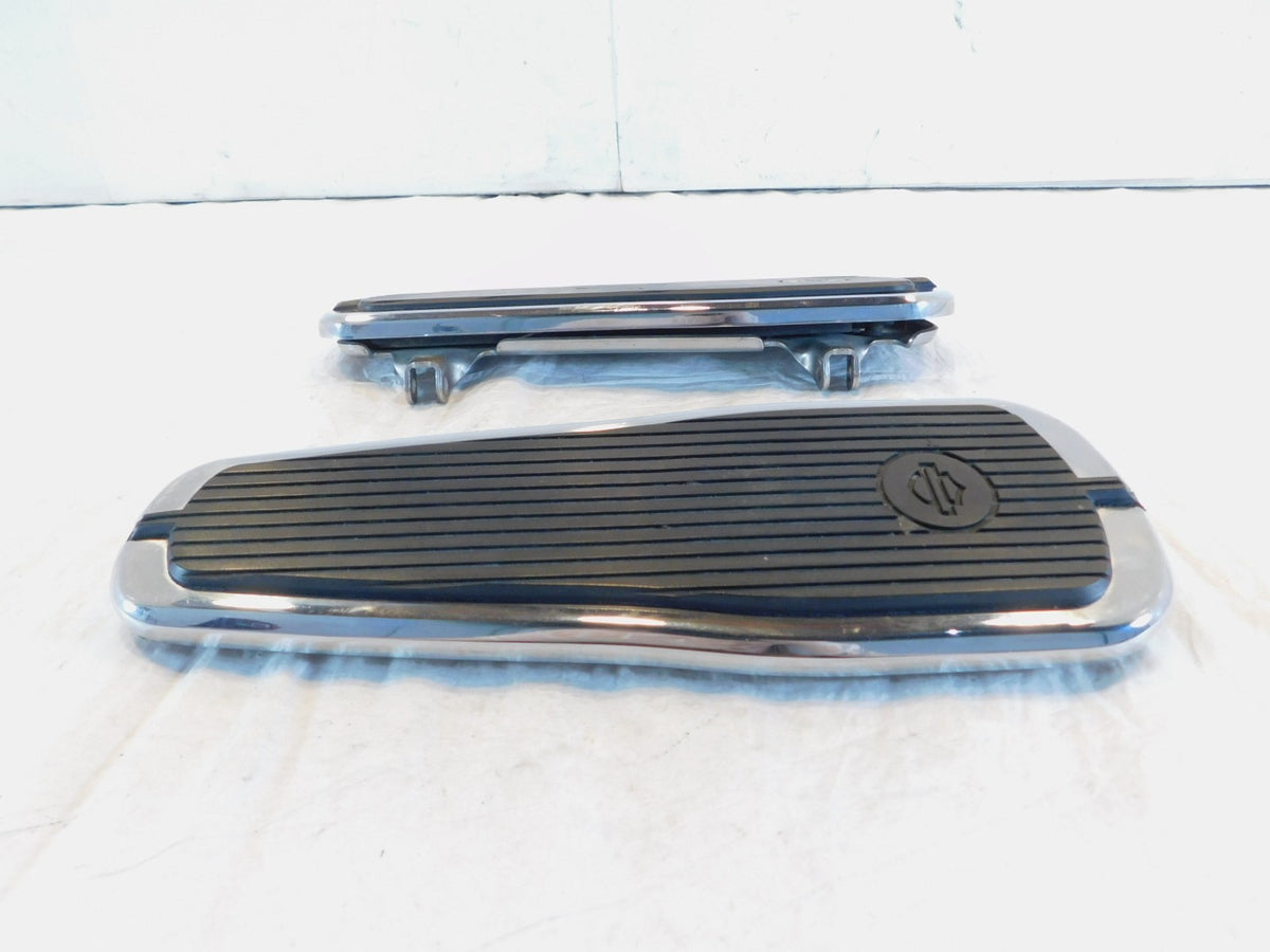 Harley Davidson Softail Deluxe Left & Right Floorboard Footboard Footrests - C3 Cycle