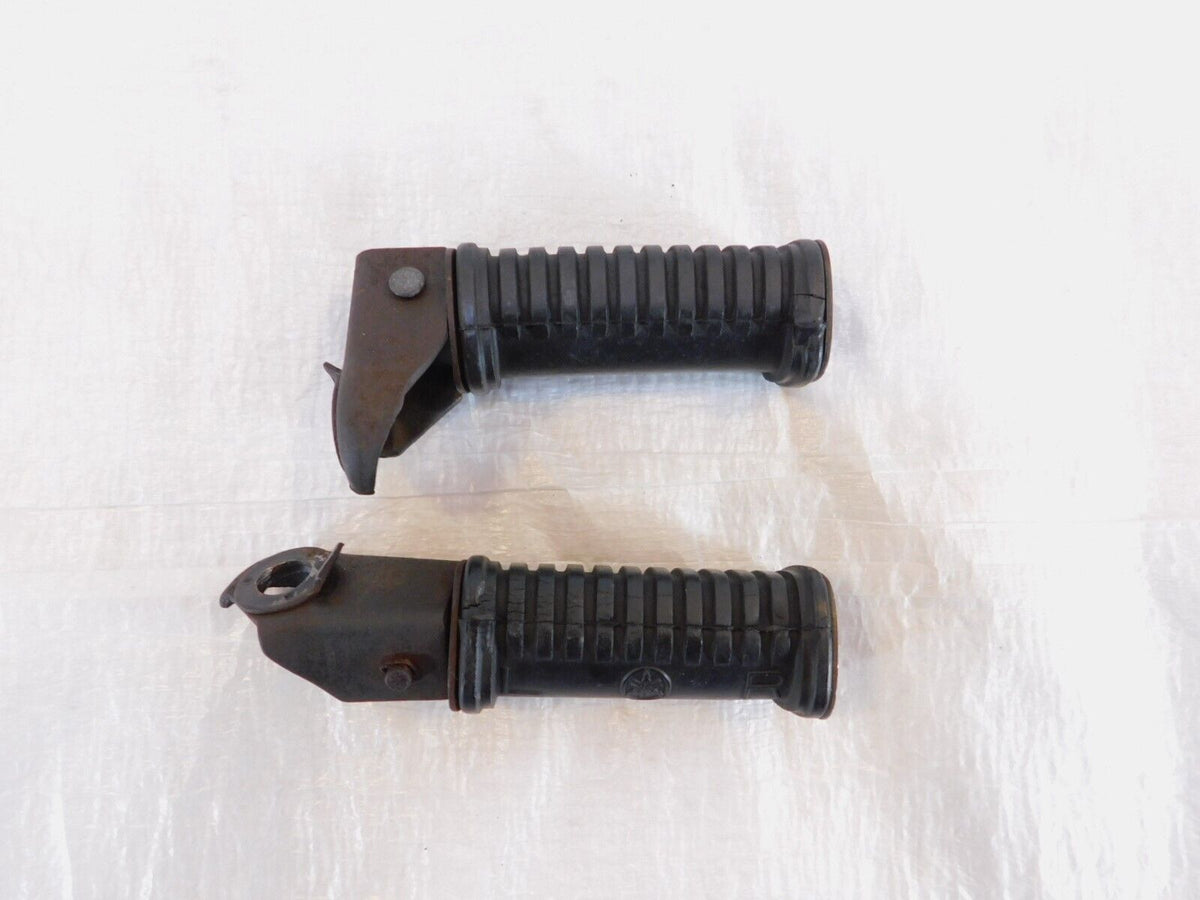 Harley Davidson Sportster 883 1200 Black Rear Passenger Footpegs & Brackets - C3 Cycle