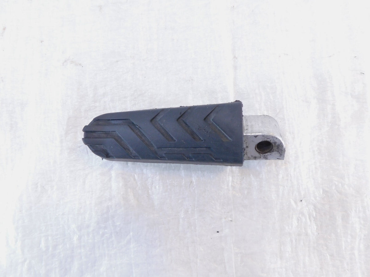 2007-2009 Aprilia Shiver 750 SL750 Rear Right Side Passenger Footrest Foot Peg - C3 Cycle