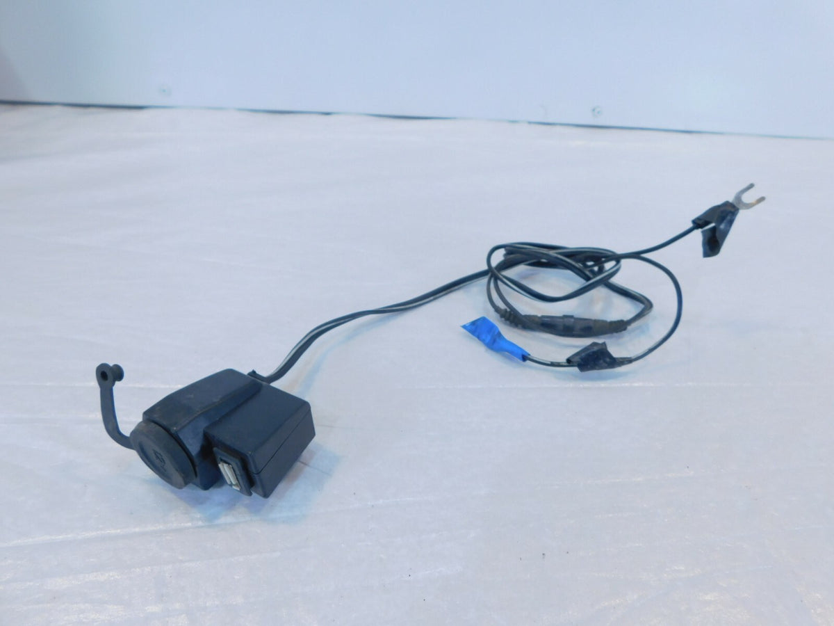 2006 Kawasaki Vulcan 1600 Classic VN1600 USB 12V AC Auxiliary Power Socket Plug - C3 Cycle