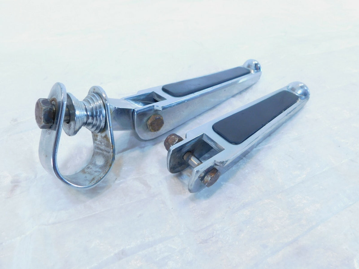 2006 06 Yamaha V-Star 1100 XVS1100 Classic Front Chrome Foot Peg Rests - Pair - C3 Cycle