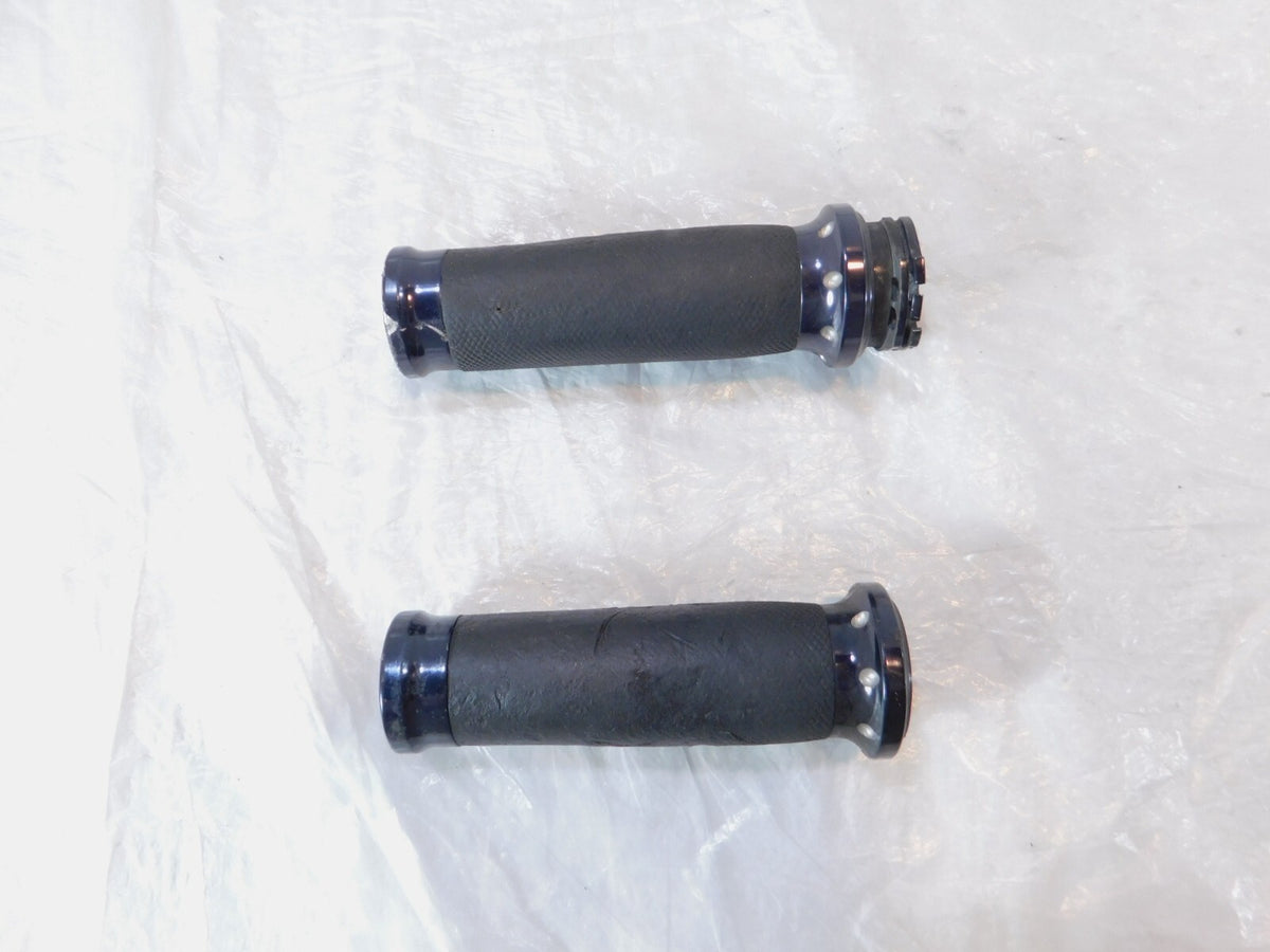 Harley Davidson Dyna Sportster Softail Left & Right Handlebar Hand Grips -Black - C3 Cycle