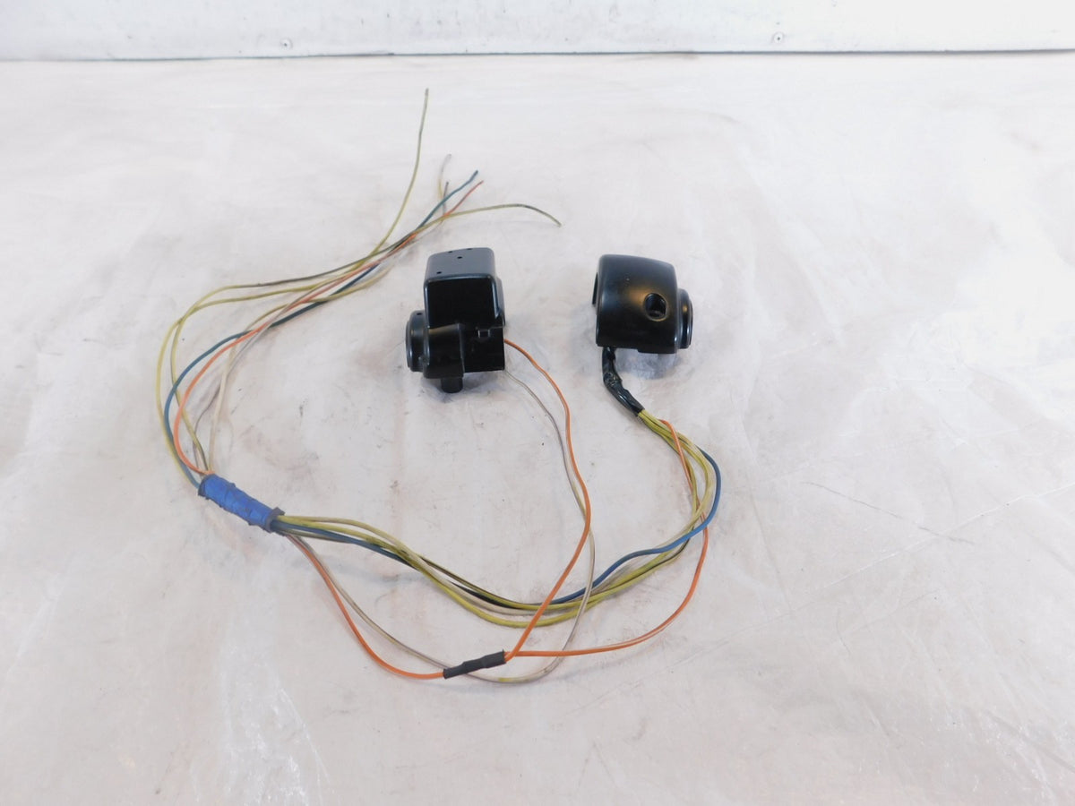 Harley Davidson Electra Glide Ultra Left Handlebar Speaker Volume & CB Switches - C3 Cycle