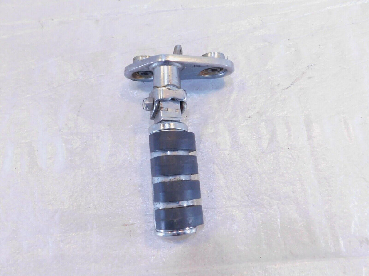 Honda VT600 VT600C Shadow 600 VLX Deluxe Right Footpeg Footrest & Bracket - C3 Cycle