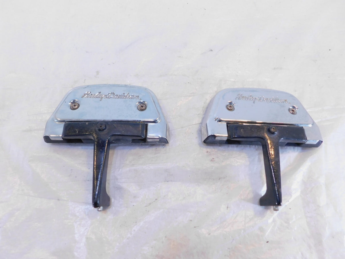 Harley Davidson Road King Electra Glide Passenger Footboard Floorboard & Bracket - C3 Cycle