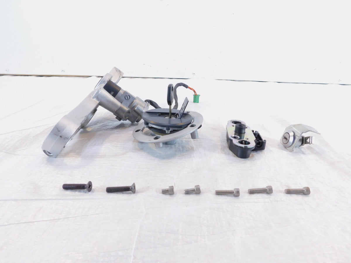 2013 13 Suzuki GW250 Inazuma 250 L3 Ignition Switch & Fuel Tank Lock Set w/ Key - C3 Cycle