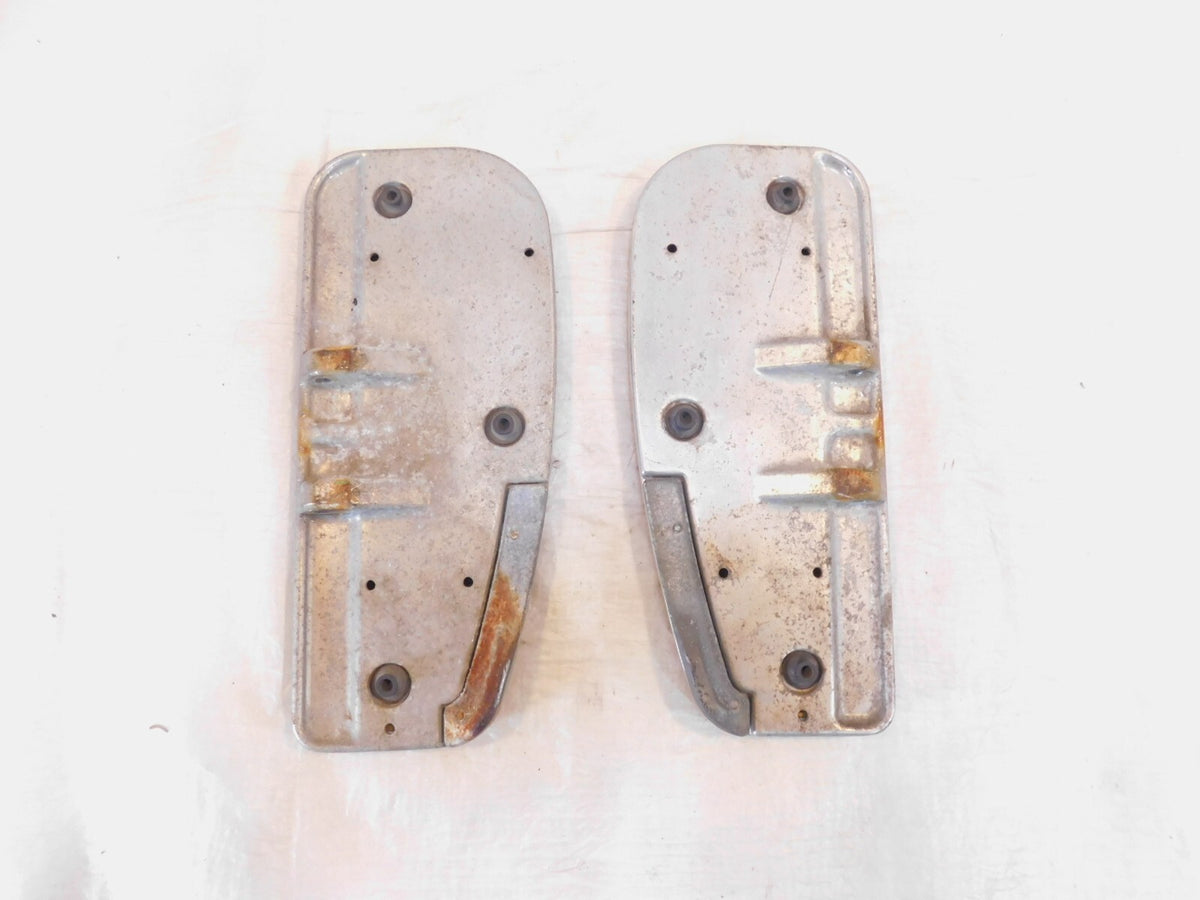 Yamaha VStar 1100 XVS1100 Classic Silverado Front Left/Right Footrest Footboards - C3 Cycle