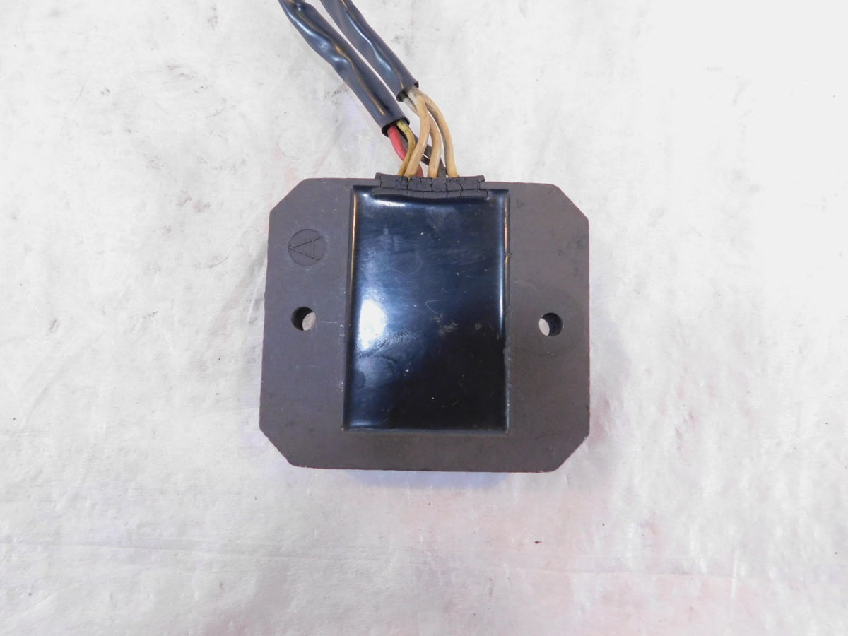 1981-1983 Yamaha Virago 750 XV750 Black Electric Voltage Regulator Rectifier