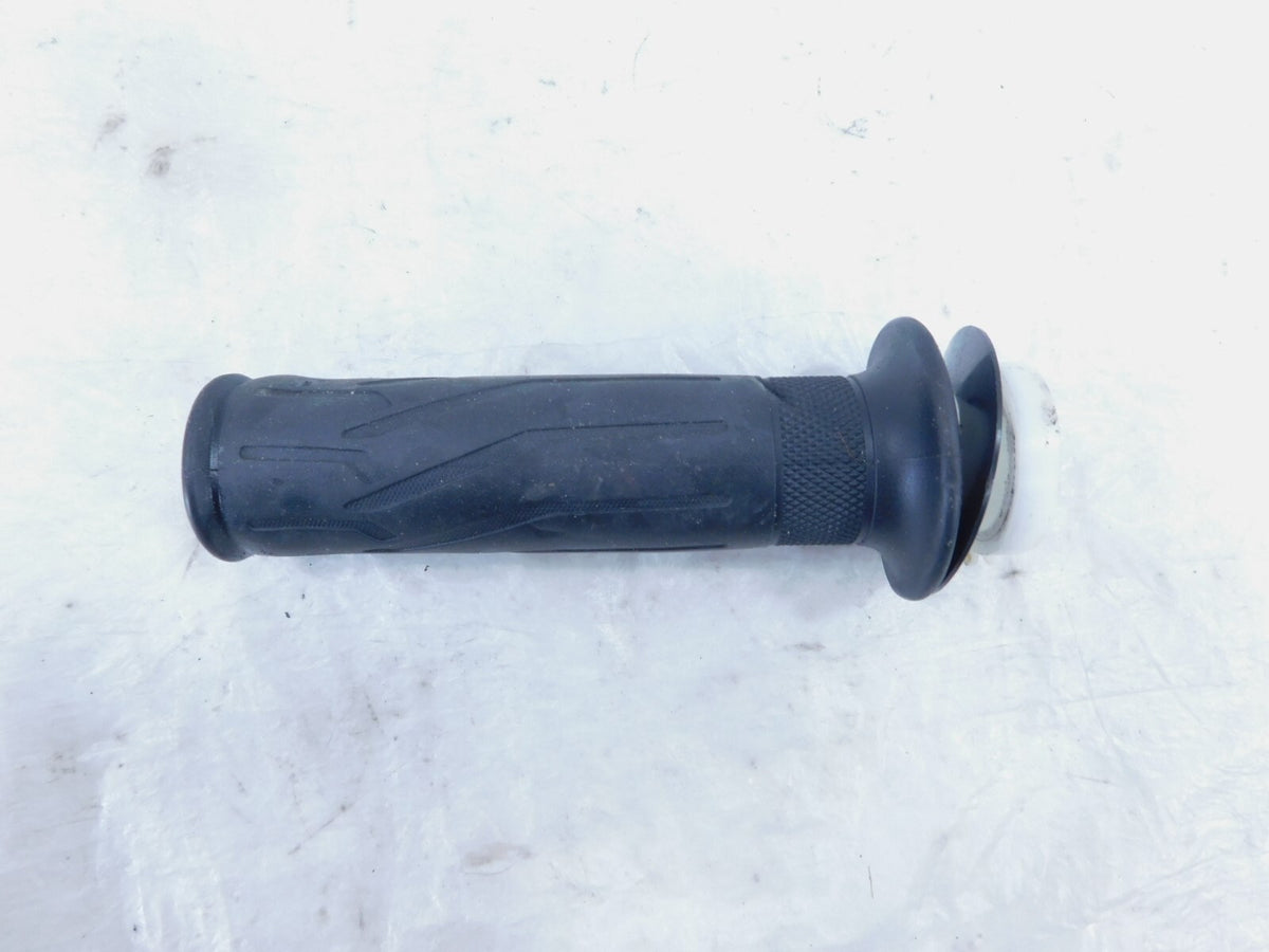 2014-2018 Yamaha Super Tenere XTZ12 & 2019 Niken Right Handlebar Throttle Grip - C3 Cycle