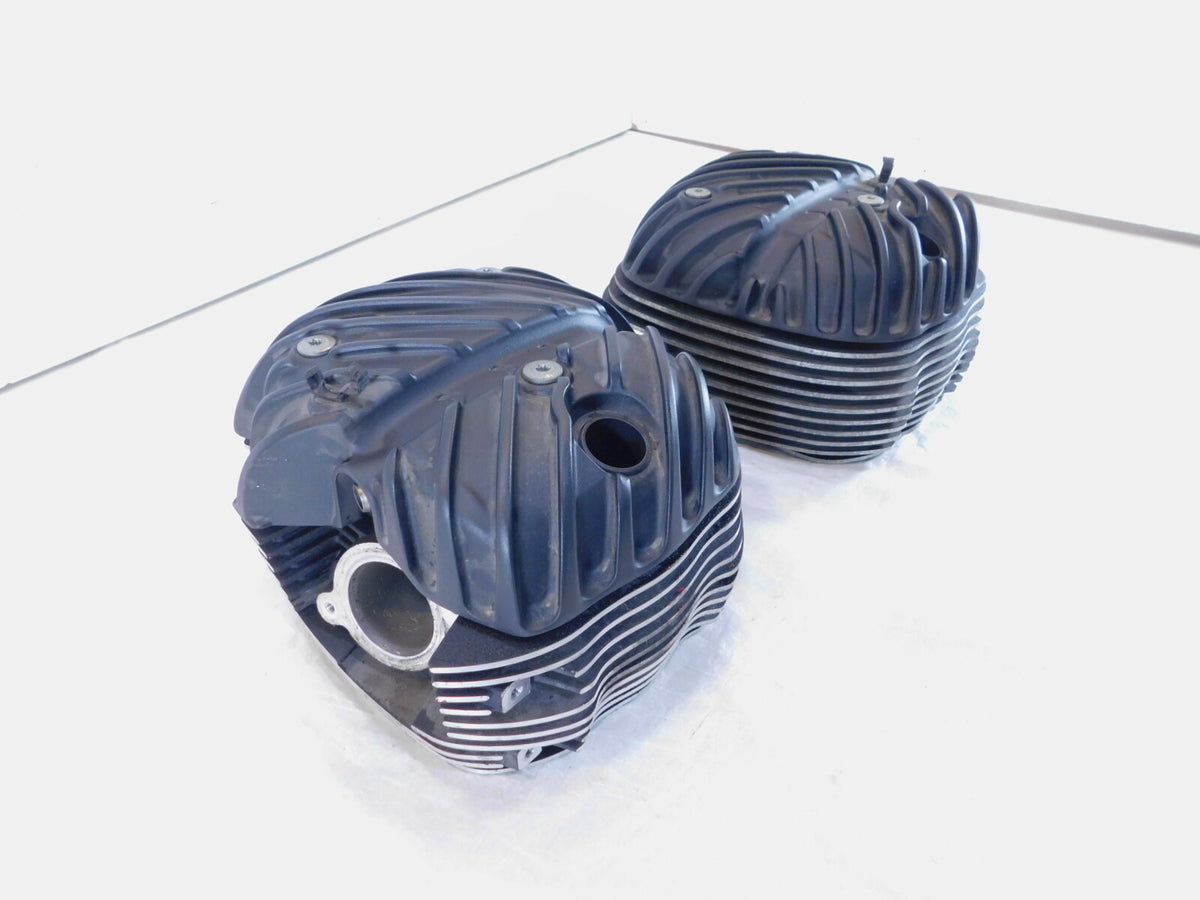 Indian Chief Chieftain Roadmaster Front/Rear Cylinder Head Valves & Black Covers - C3 Cycle