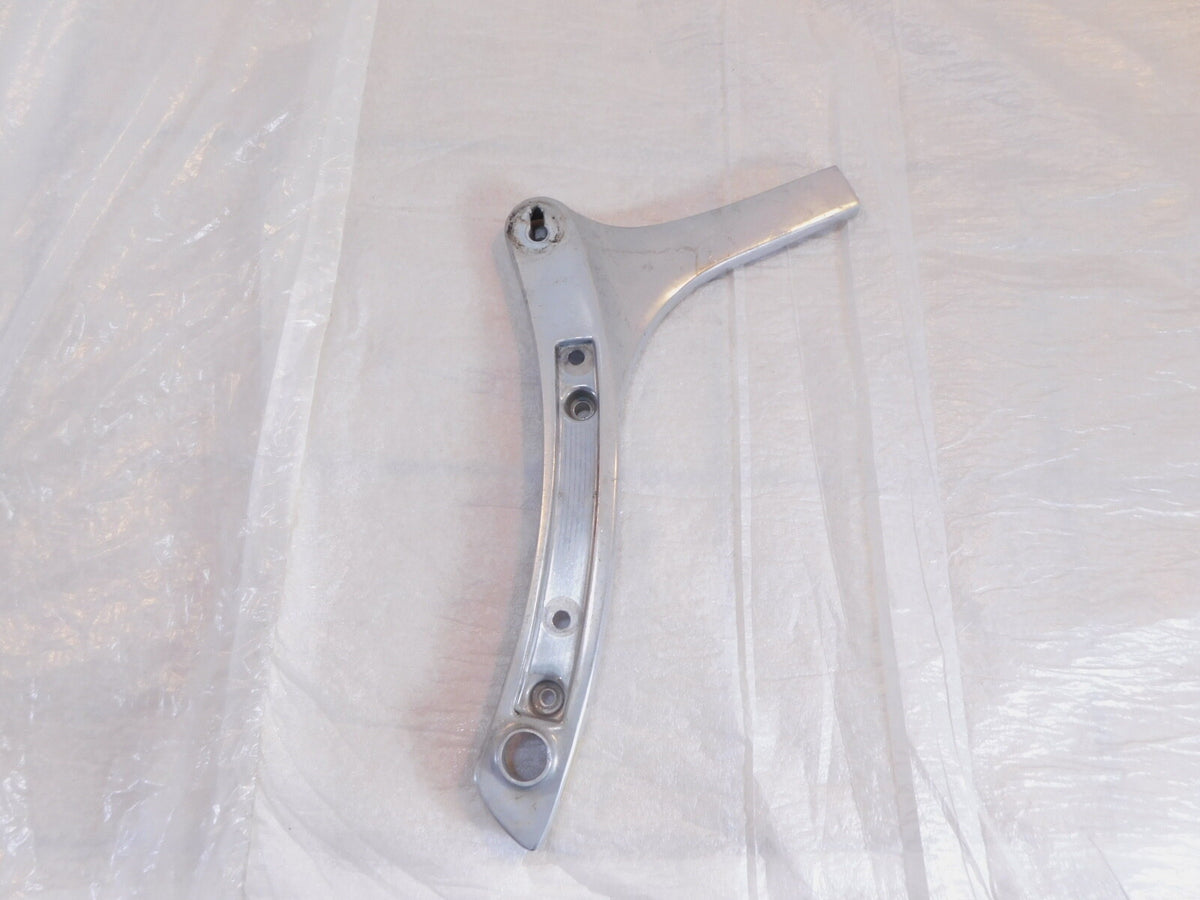 Honda Shadow VT700 700 VT750 750 Rear Right Passenger Backrest Sissybar Upright