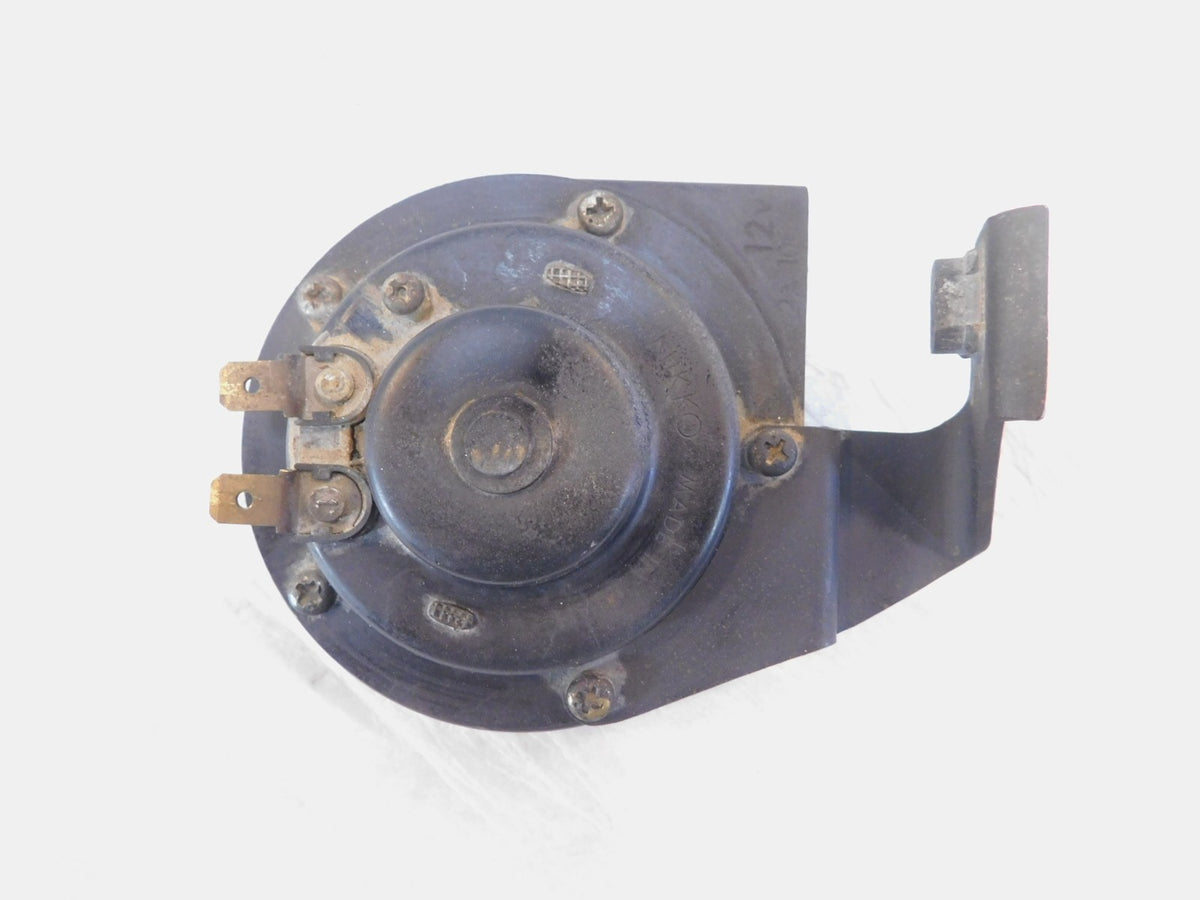1982-1983  Vintage 82 Yamaha XJ750J Maxim 750 OEM Front High Tone Horn Assembly - C3 Cycle