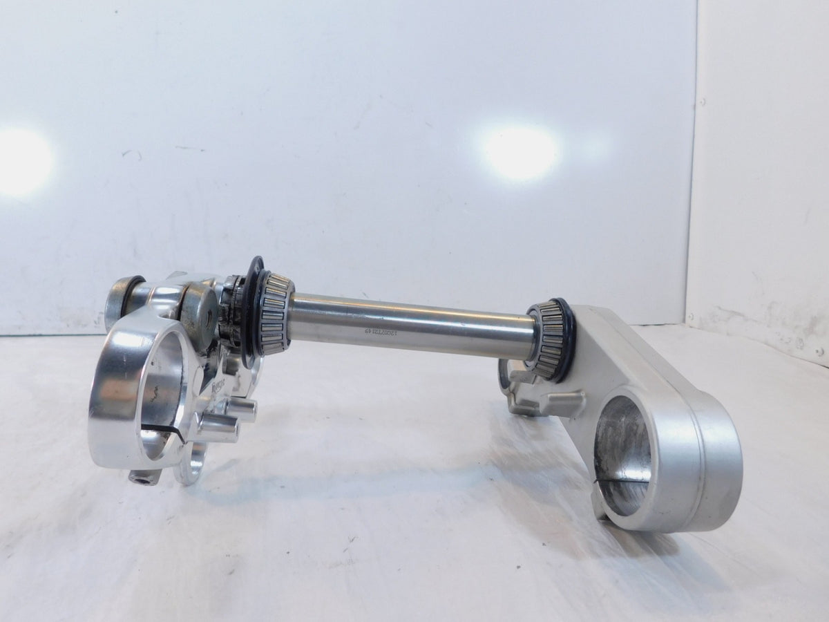 2007-2012 Triumph Tiger 1050 Front Wheel Steering Stem Upper/Lower Triple Trees - C3 Cycle