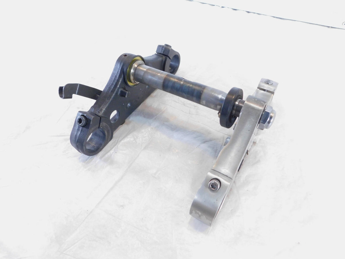 Suzuki Boulevard C50 VL800 M50 VZ800 Front Upper & Lower Steering Triple Tree - C3 Cycle