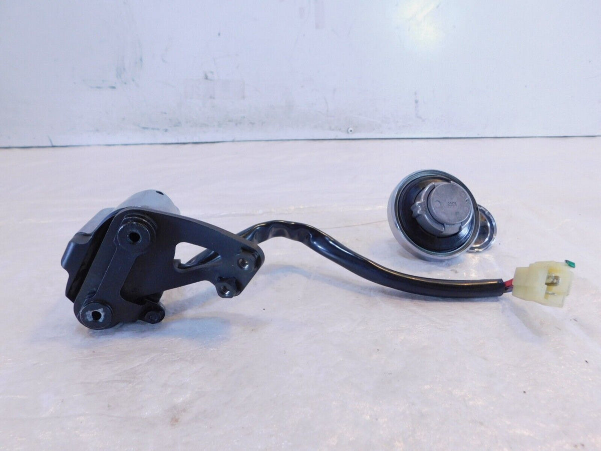 Honda VTX1300 VTX1300C VTX1300R VTX1300S VTX1300T Ignition Switch Lock Set & Key - C3 Cycle