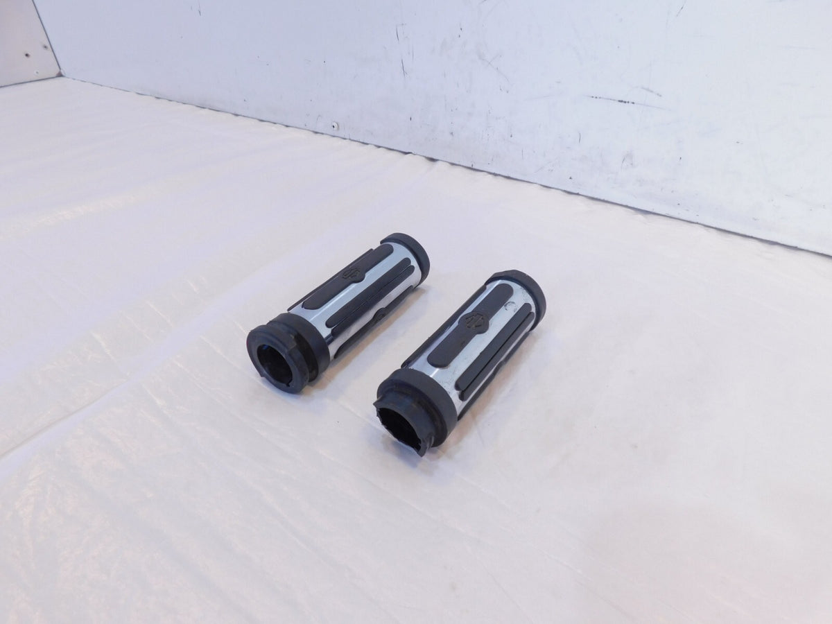 Harley Davidson Touring Dyna Sportster & Softail Left Right Handlebar Hand Grips - C3 Cycle
