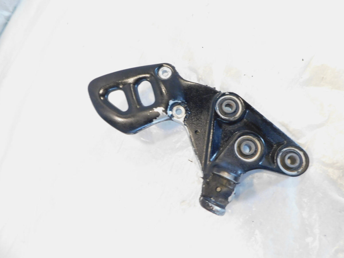 1999-2007 Suzuki GSX1300R Hayabusa Right Front Footrest Footpeg Bracket Mount - C3 Cycle