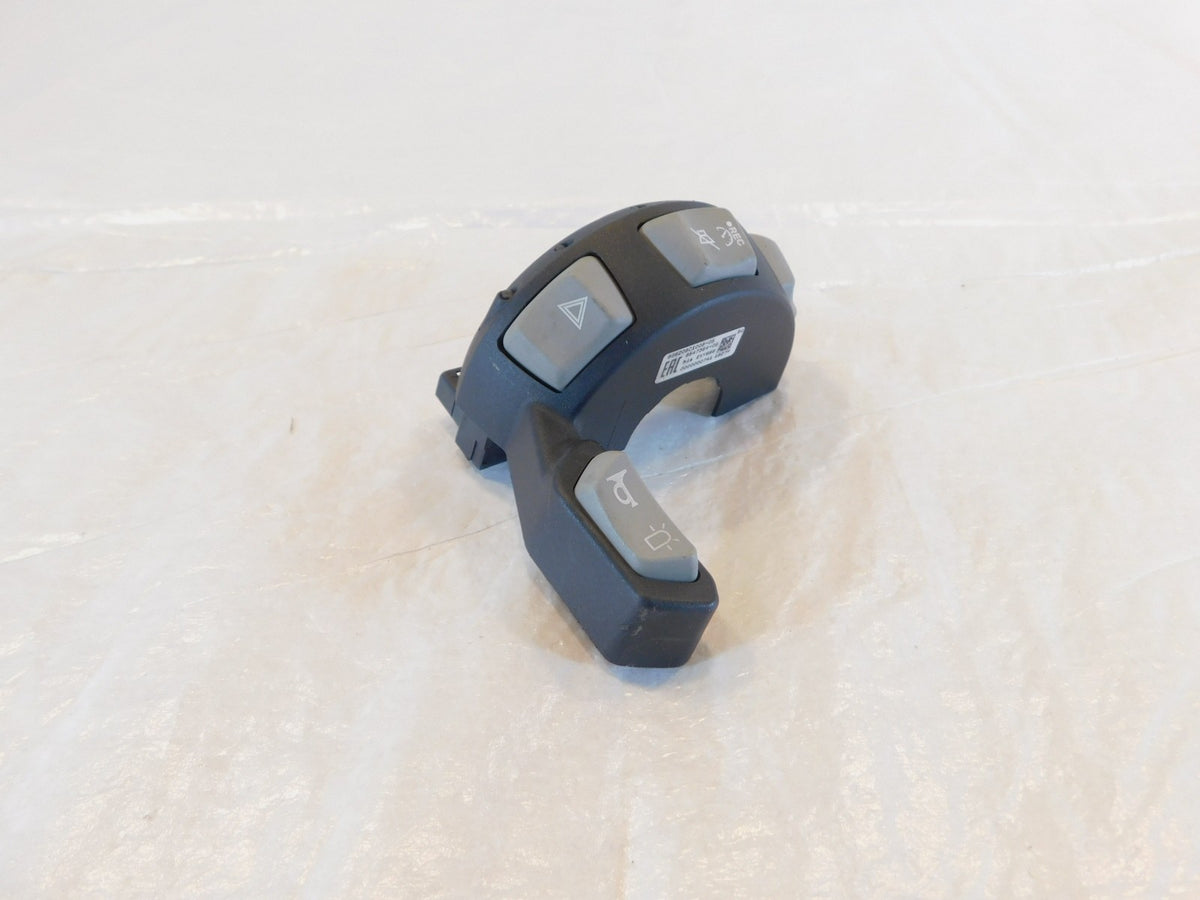 BMW R1250RT R1200RT Special Vehicle Right Handlebar Auxiliary Control Switches - C3 Cycle