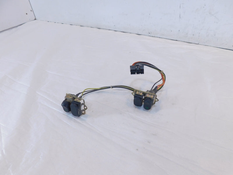 Harley Touring Electra Glide Ultra Classic Spot Lamp Accessory Control Switches