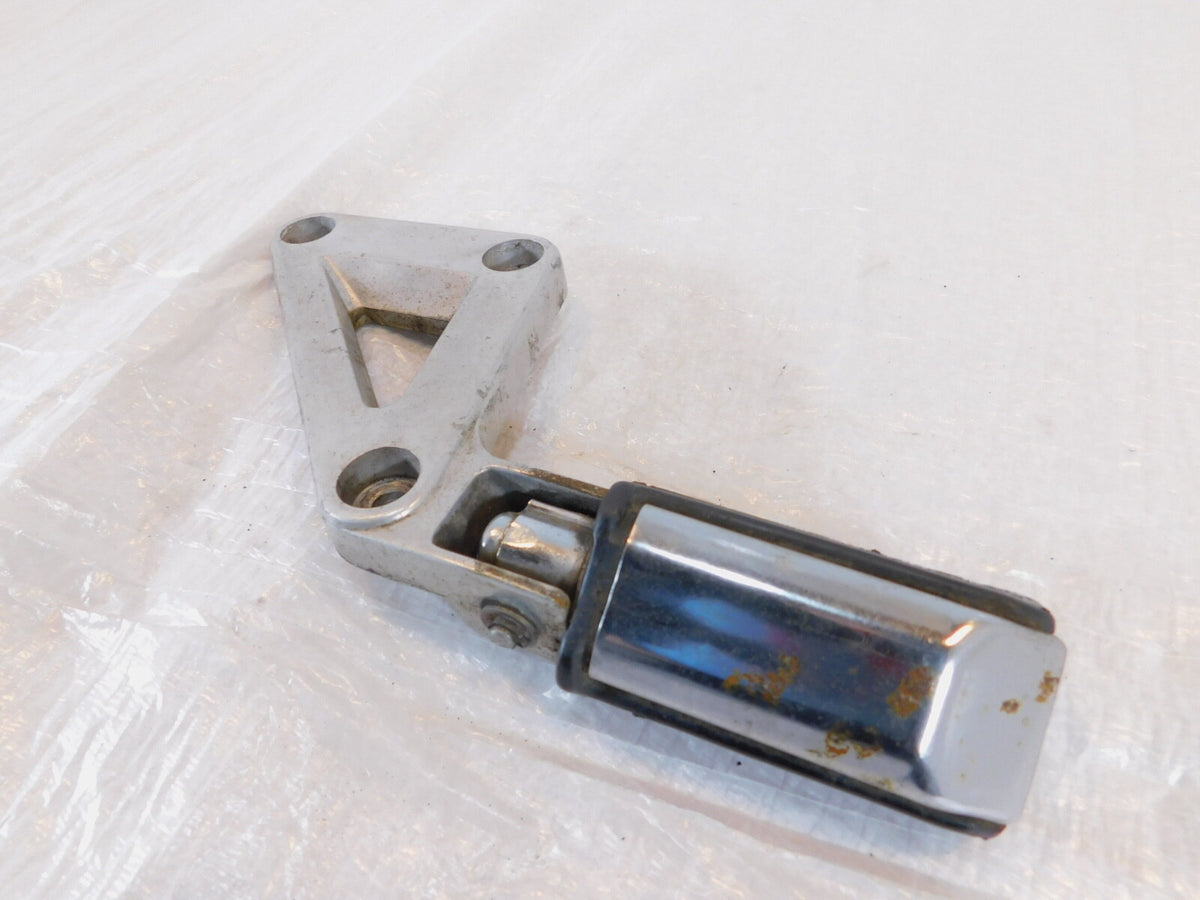 Honda Shadow 700 VT700 750 VT750 Rear Right Passenger Footrest Bracket & Footpeg - C3 Cycle