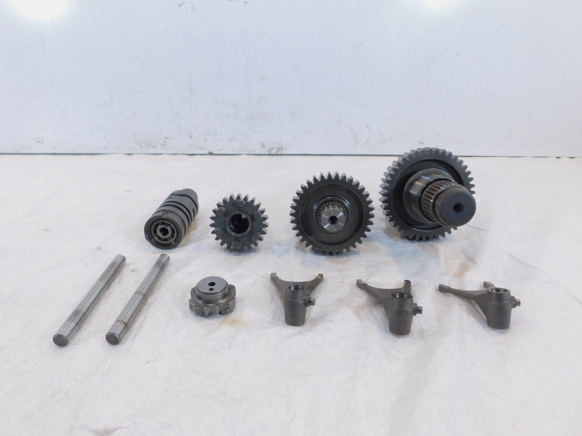 2001 01 Victory V92 Deluxe Sport & Standard Cruiser Transmission Gears & Shifter - C3 Cycle