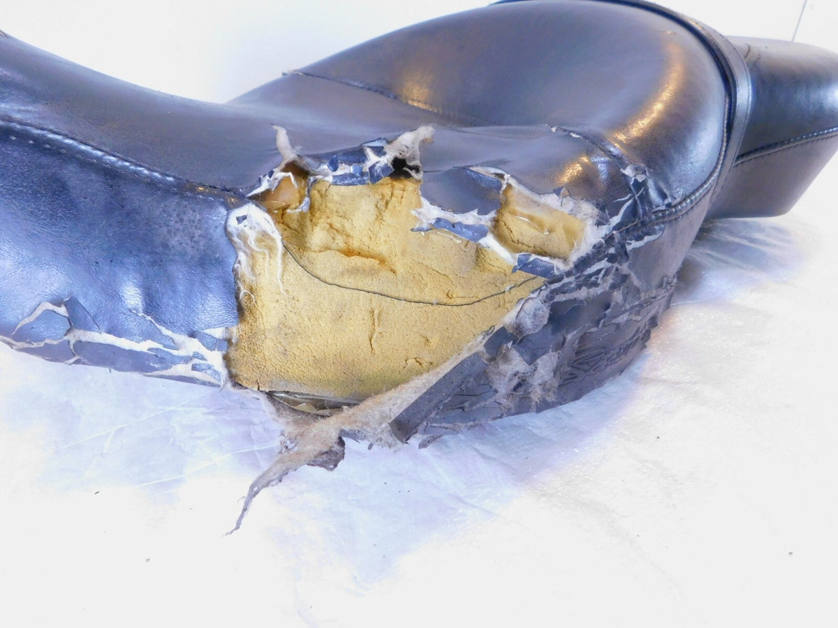 04-2006 Harley Davidson Sportster 1200 Custom Rear Passenger & Front Rider Seat - C3 Cycle