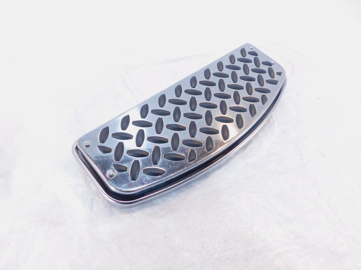 Harley Davidson Softail Road Electra Glide Right Chrome Footboard Pad & Bracket - C3 Cycle