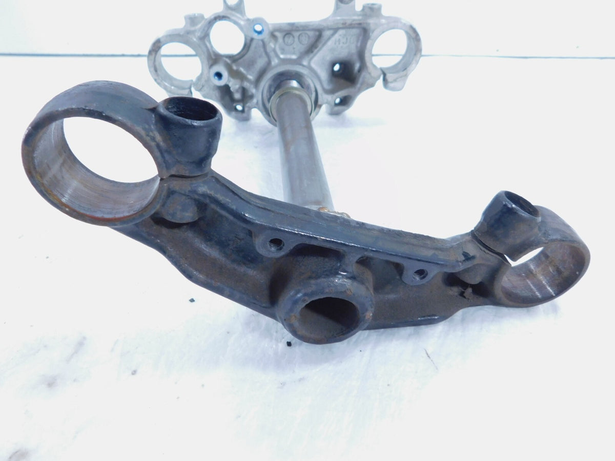 1984-1985 Honda VF500 Magna V30 500 Front Upper/Lower Triple Tree Steering Stem - C3 Cycle