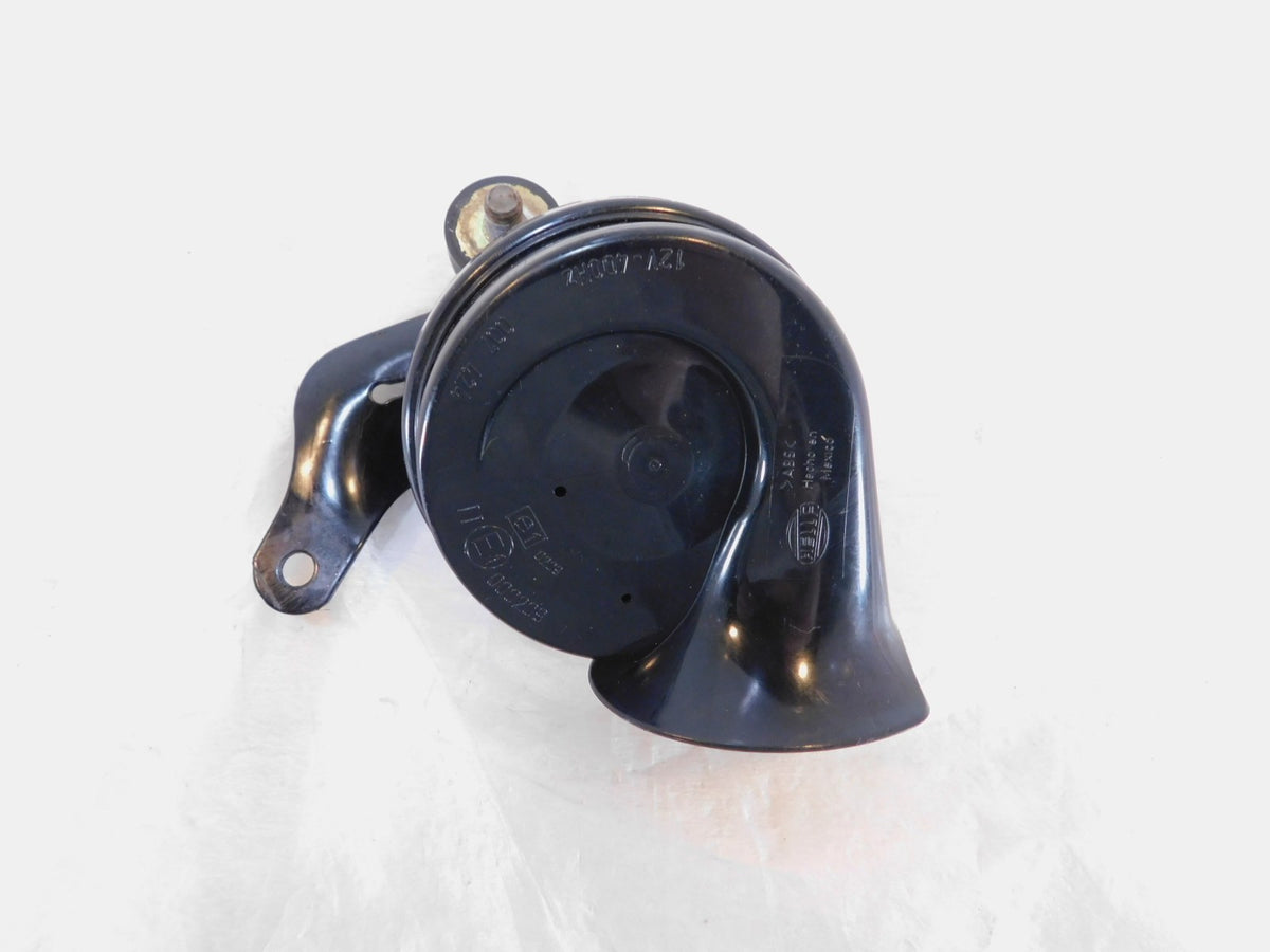 Harley Davidson V-Rod VRod VRSC VRSCA VRSCD VRSCR Black Horn w/ Mount Bracket - C3 Cycle