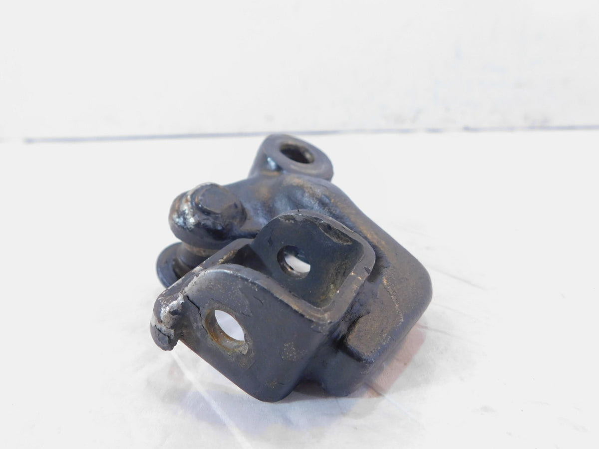 1982-1983 Yamaha XJ750J Maxim 750 Front Right Main Rider Footrest Footpeg Mount - C3 Cycle