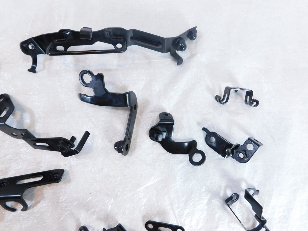2022 22 Yamaha YZFR7 YZF-R7 R7 Miscellaneous Bracket Mount Stay Parts Box Lot - C3 Cycle